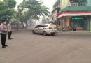 Polsek KP Mentaya Hadir di Tengah Aktivitas Pagi, Gatur Lalu Lintas di Kawasan Pelabuhan
